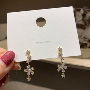 Korea 925 Silver Needle Rhinestone Flower Earrings
