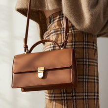 Load image into Gallery viewer, Fashion simple handbag
