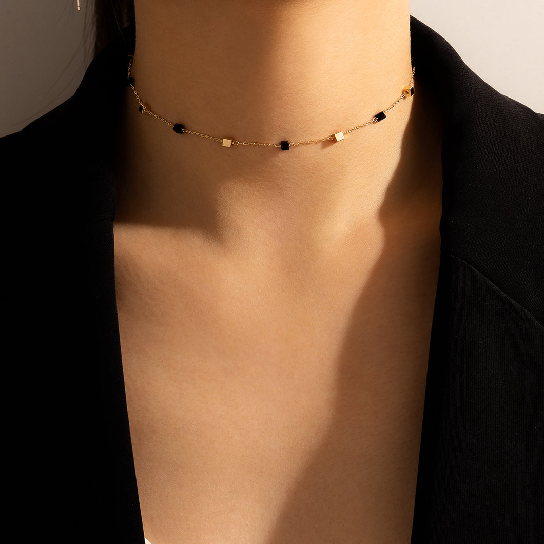 Women's Three-dimensional Square Simple Necklace