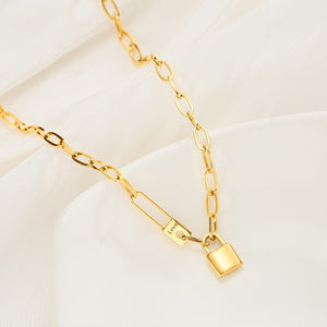 Fashion High-end Lock LOVE English Alphabet Necklace