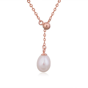 Y-shaped pearl necklace